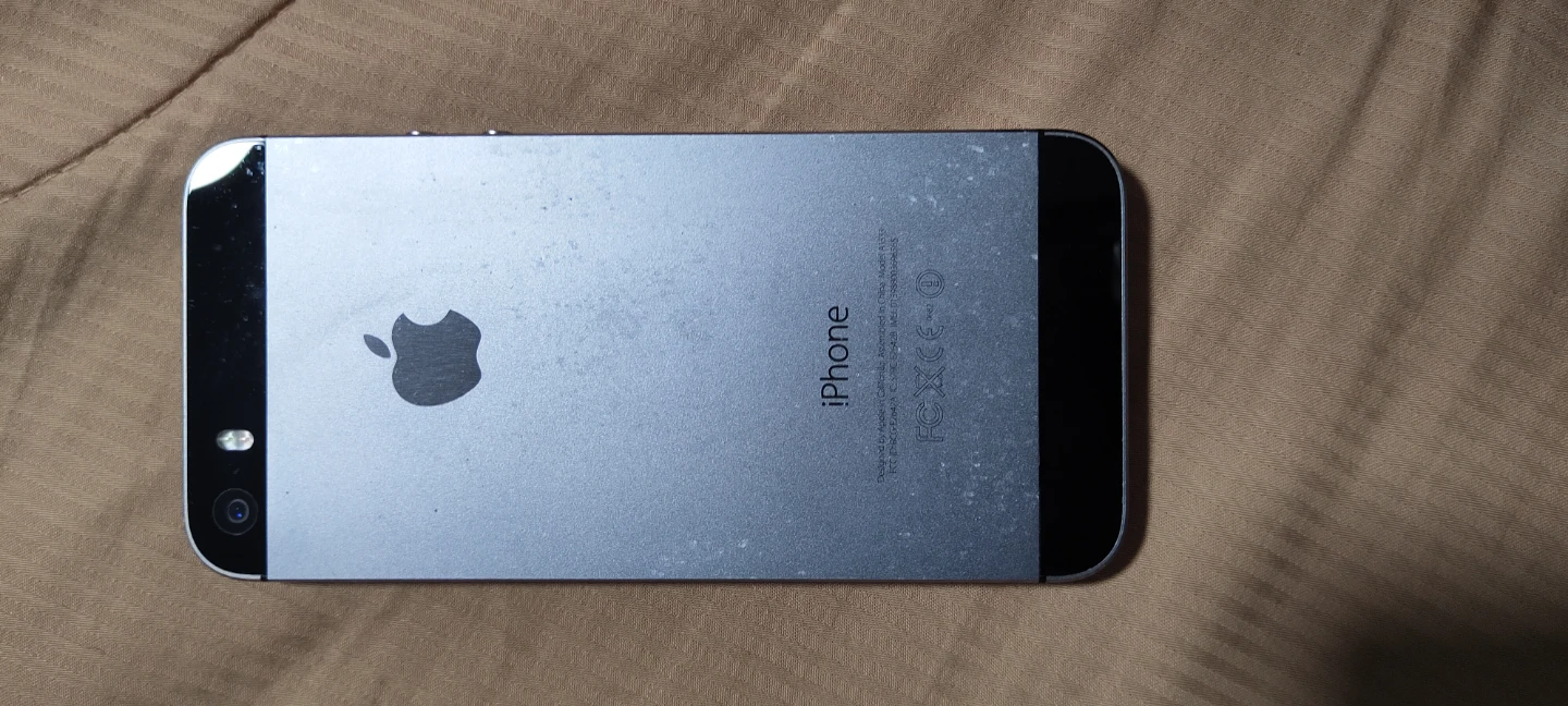 iPhone 5s - photo 5