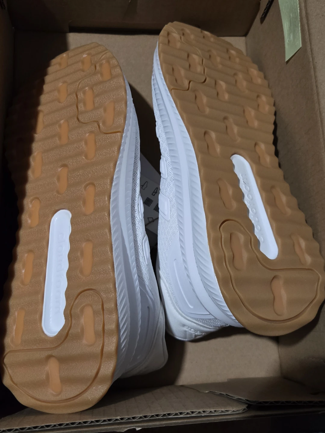 Adidas Cloudfoam White Running Shoes Size 8 - photo 4