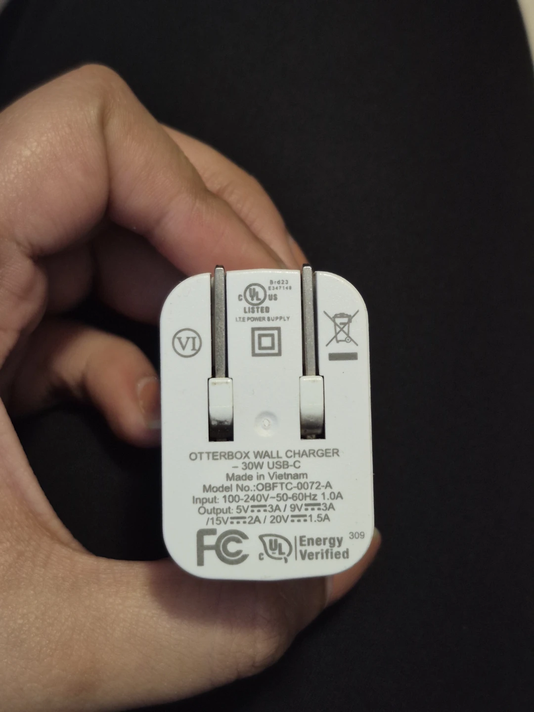 Otterbox 30W USB-C Wall Charger - photo 3