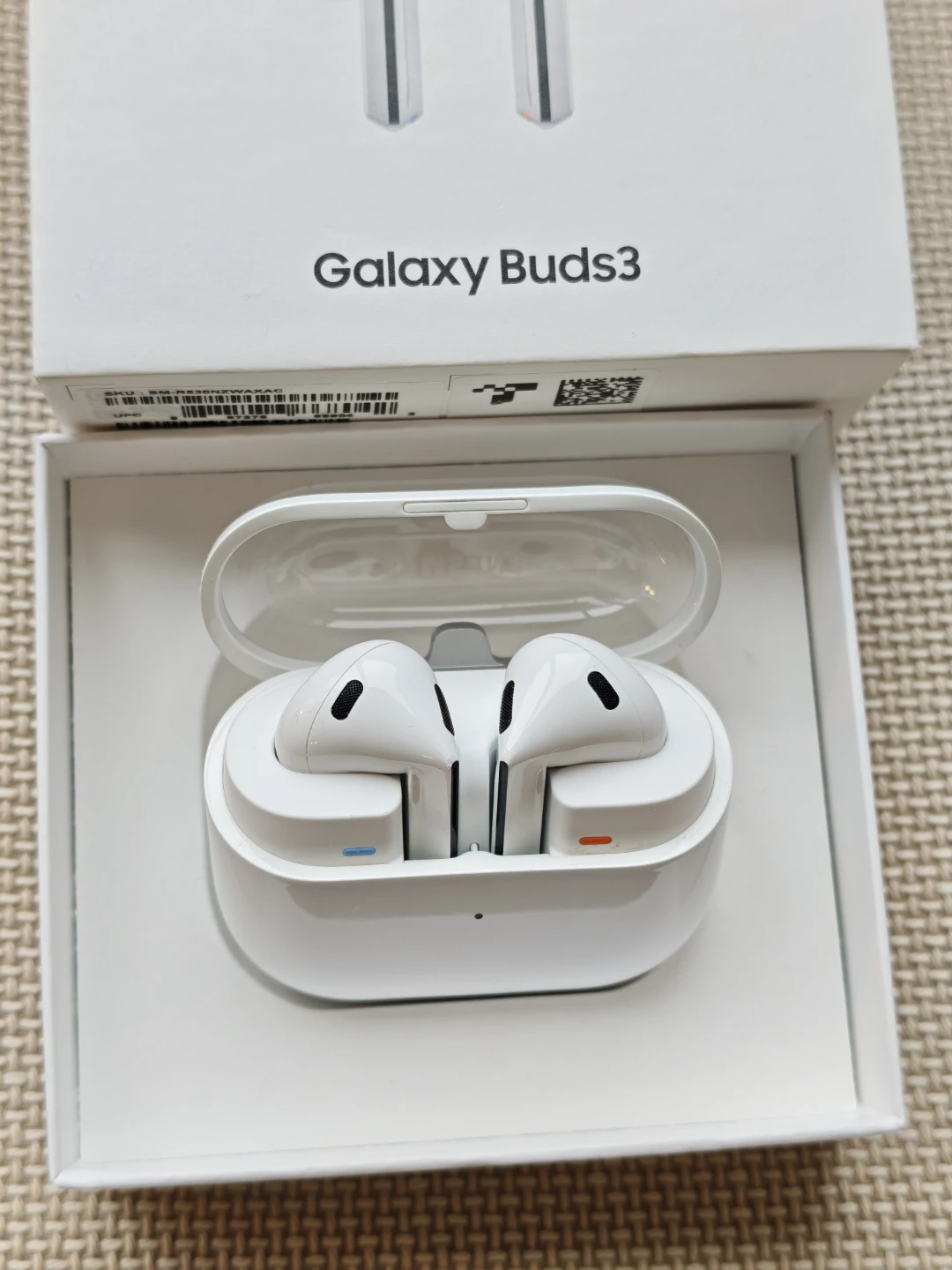 Samsung Galaxy Buds3 Wireless Earbuds White - photo 2