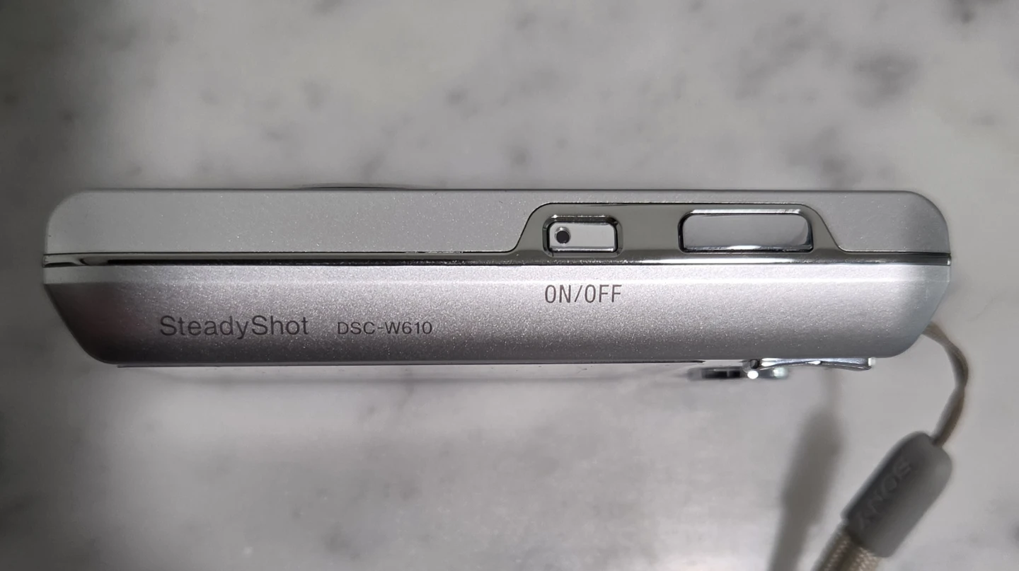 Sony Cyber-shot DSC-W610 Digital Camera with Case - photo 4