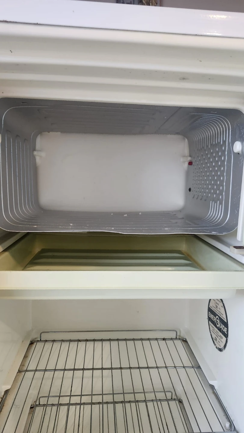White Upright Fridge - photo 4