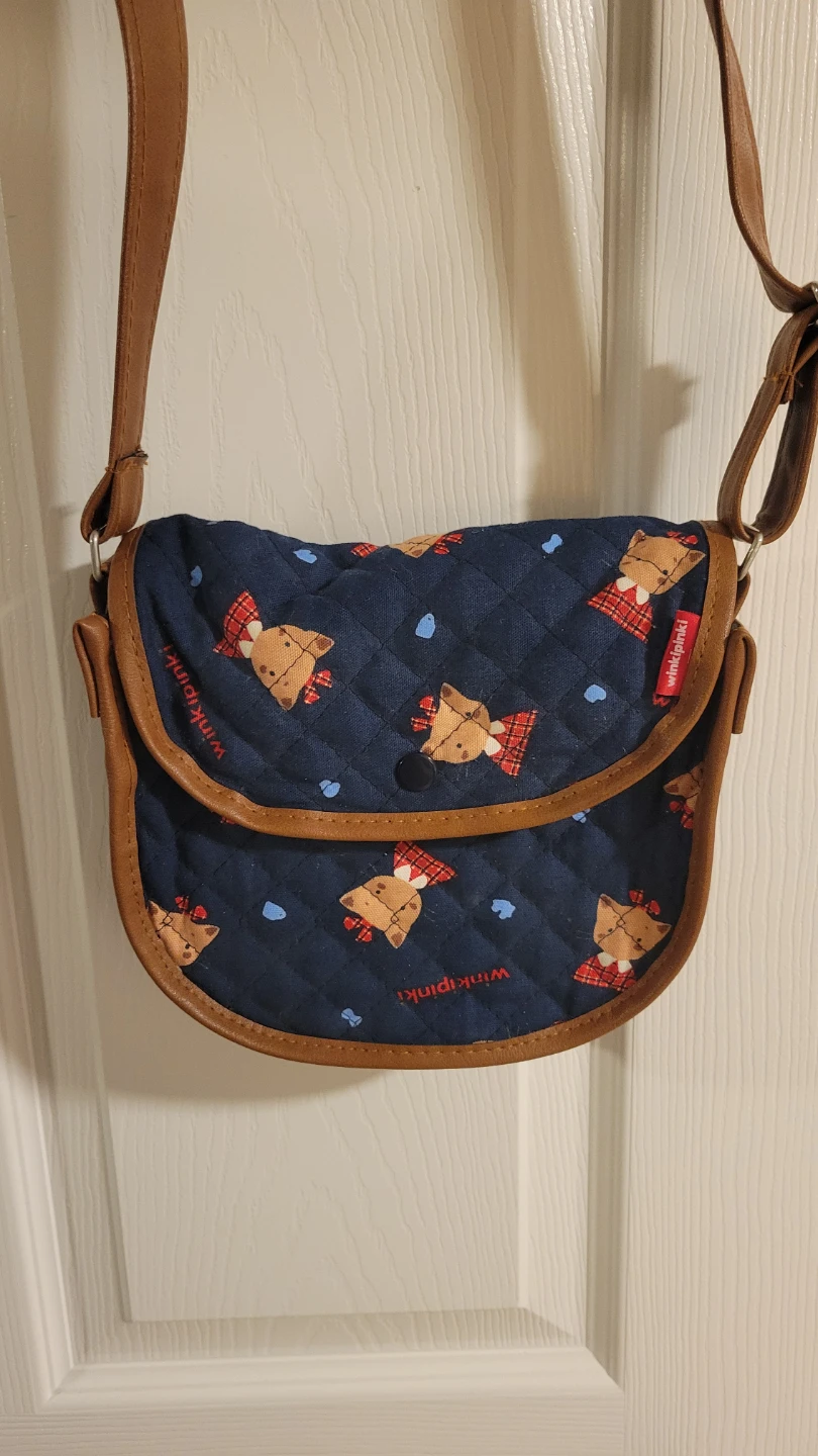 Winkipinki Quilted Small Crossbody Bag with Bear Pattern