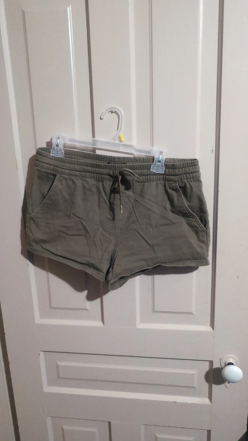 Olive Green Drawstring Shorts Bluenotes