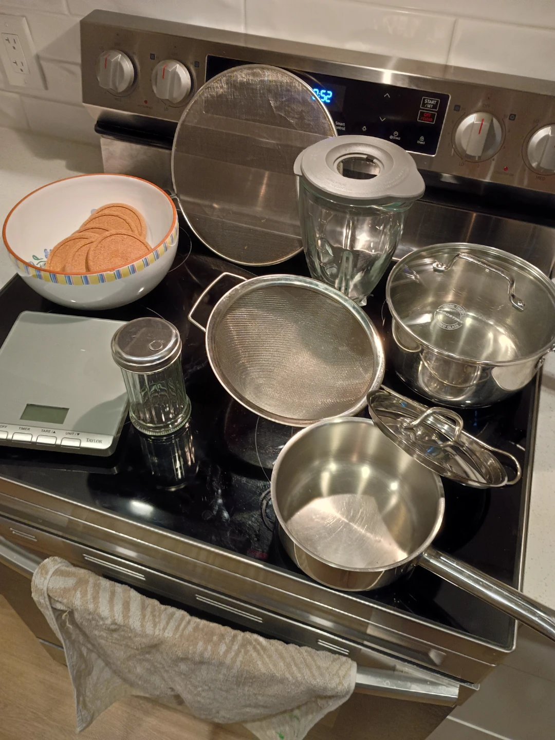 Kitchen cookware, strainer., pots, blender, scale - photo 2