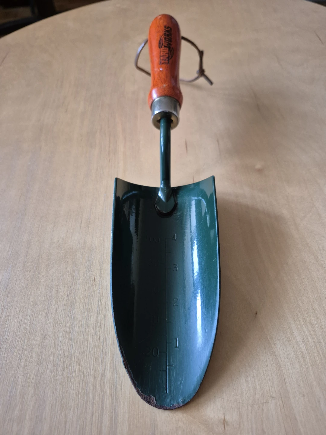 Garden Trowel: top quality, strong, well made, solid wood handle