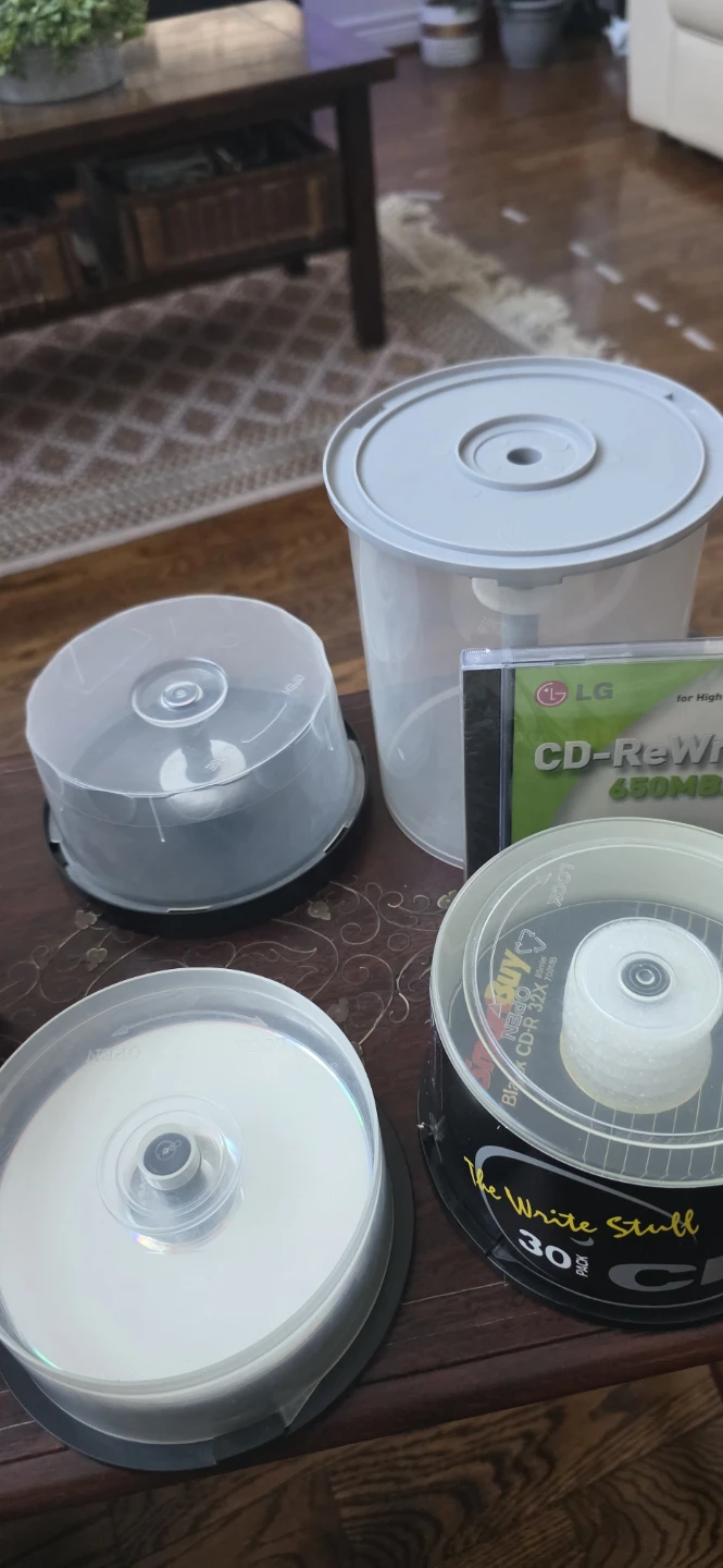 Bundle of CD-R, CD-RW, and Jewel Cases - photo 4