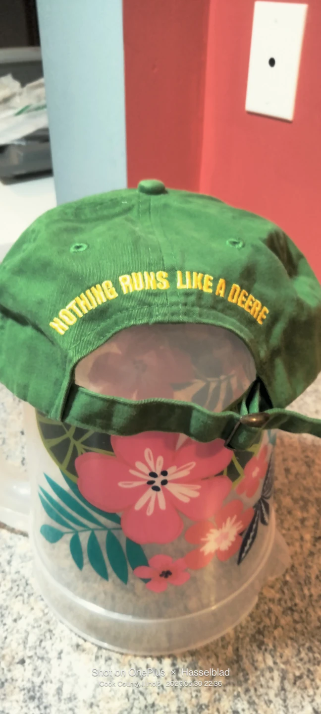 John Deere "Nothing Runs Like a Deere" Baseball Cap - photo 2
