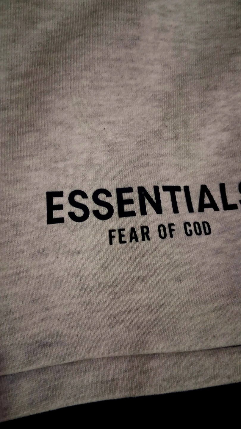 essentials fear of God shorts and t shirt set - photo 2