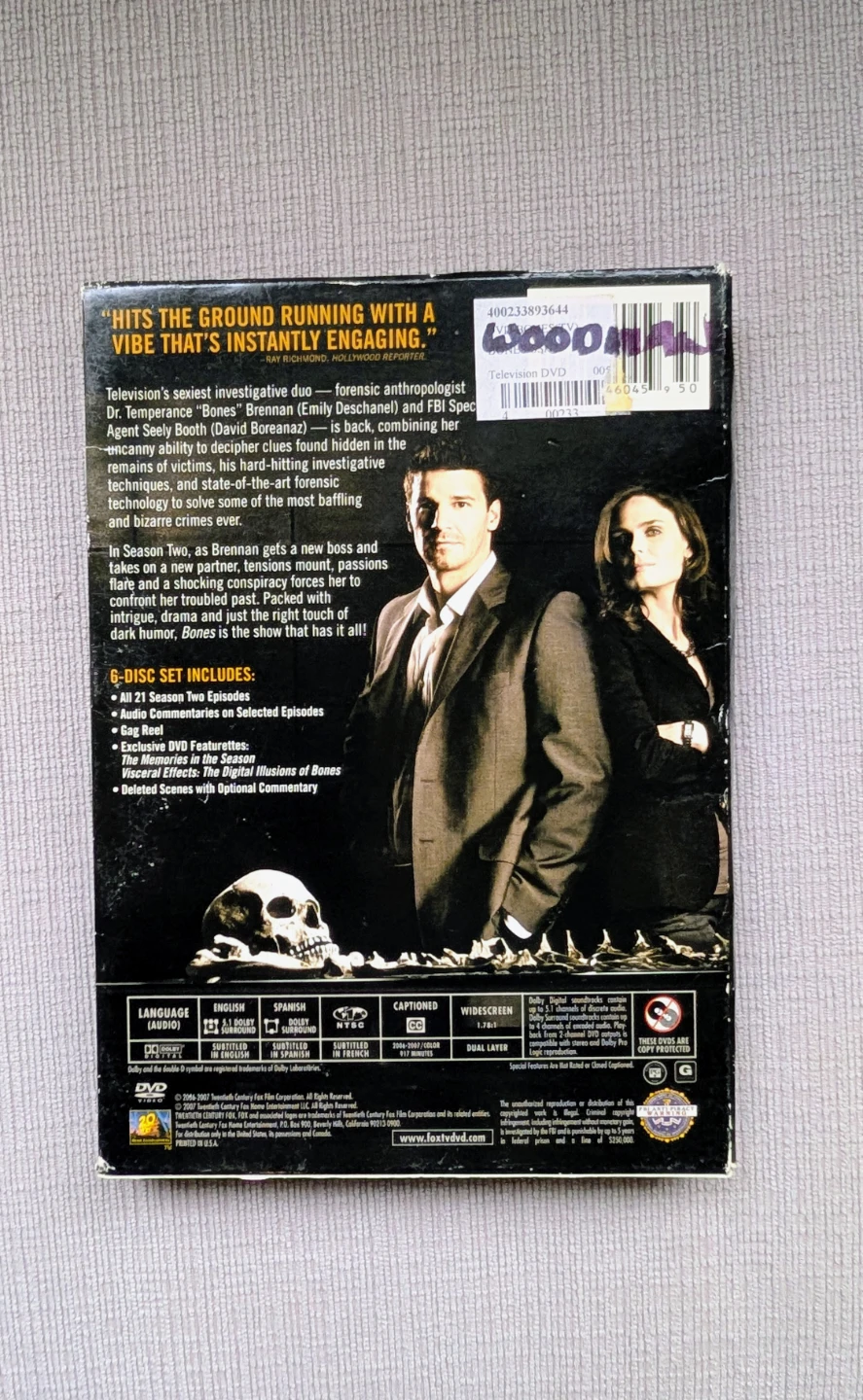 Bones Season Two DVD Box Set - photo 2