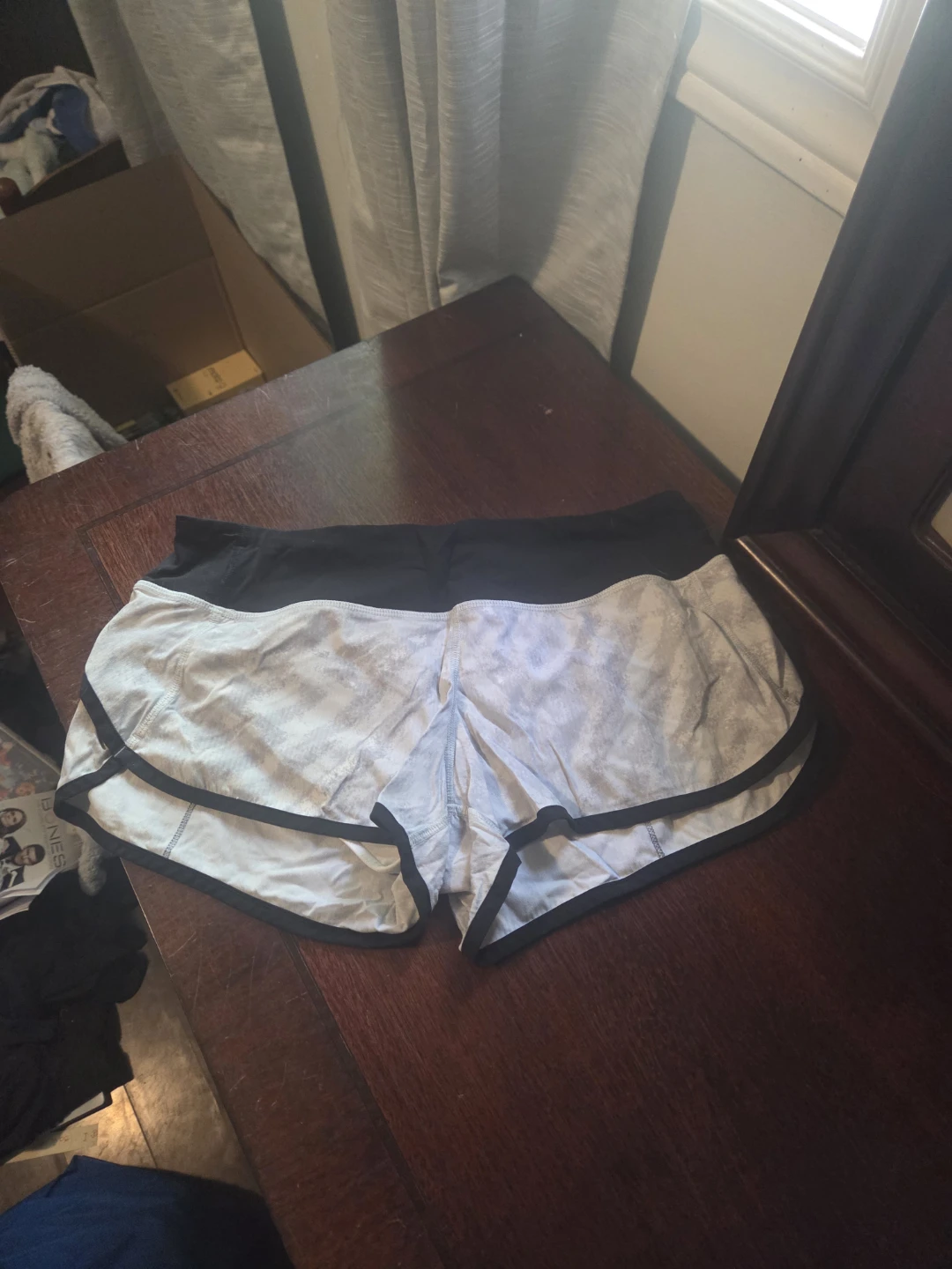 Lululemon Running Shorts - Grey/White Marble Pattern
