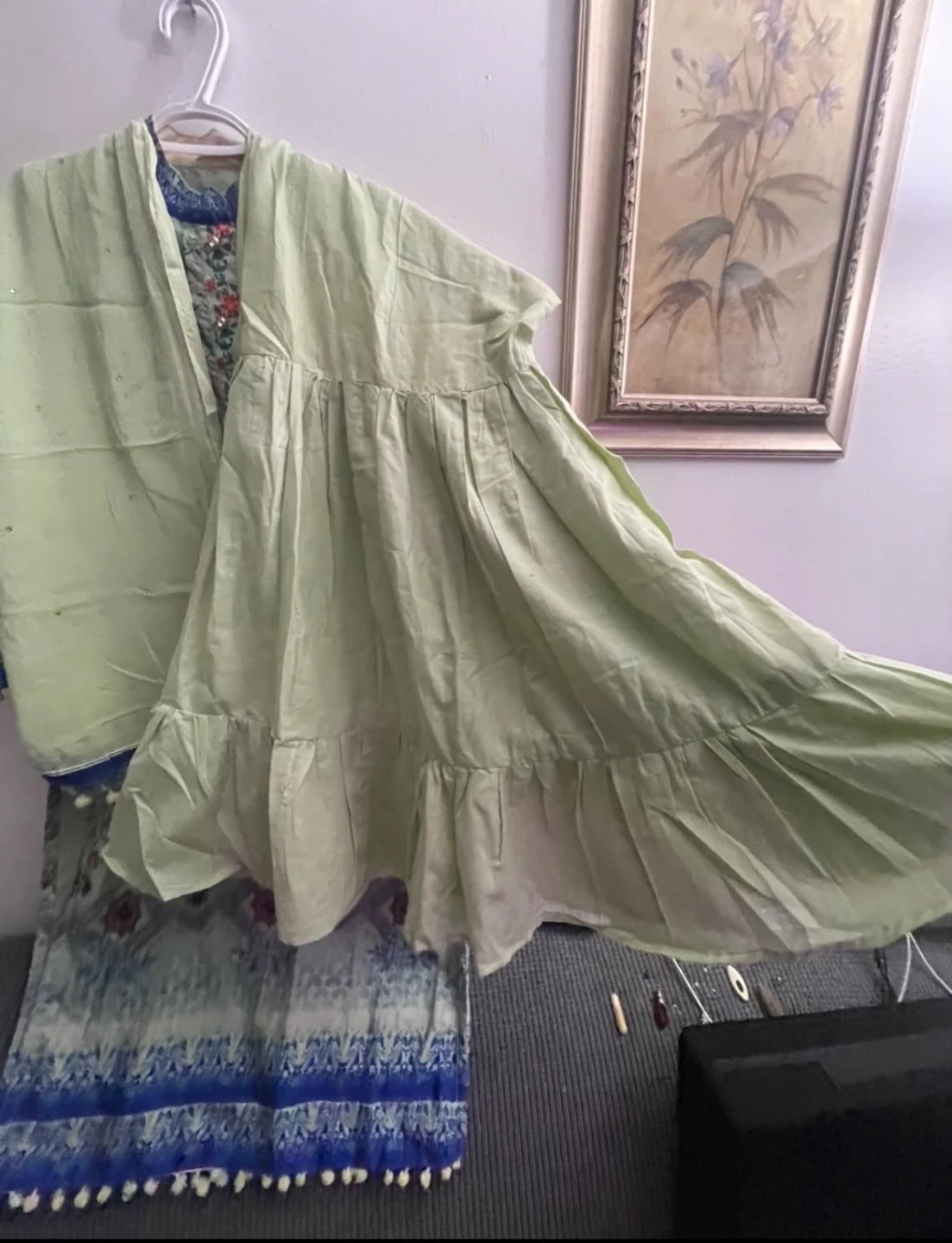 Light Green Kurti with Pants and Dupatta - photo 5
