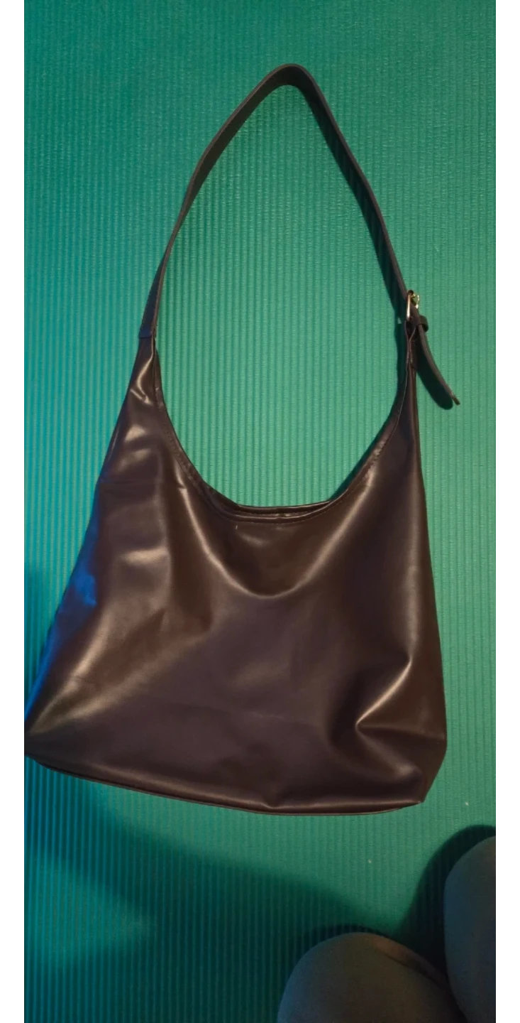 Brown shoulder bag