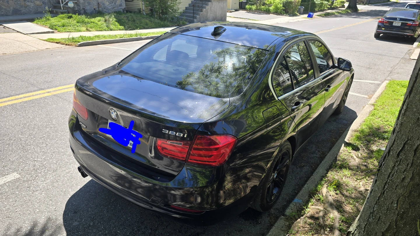 BMW 328i Sedan 2015 - photo 2