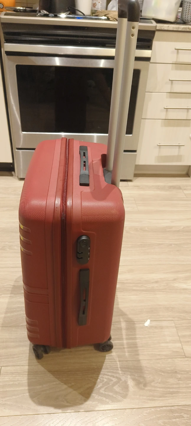 Red  Aristocrat Hardside Spinner Luggage