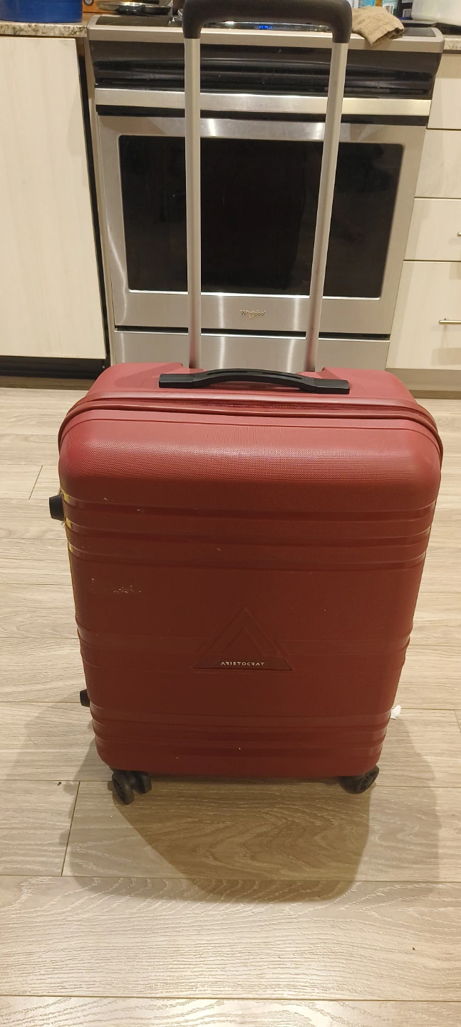 Red  Aristocrat Hardside Spinner Luggage - photo 2