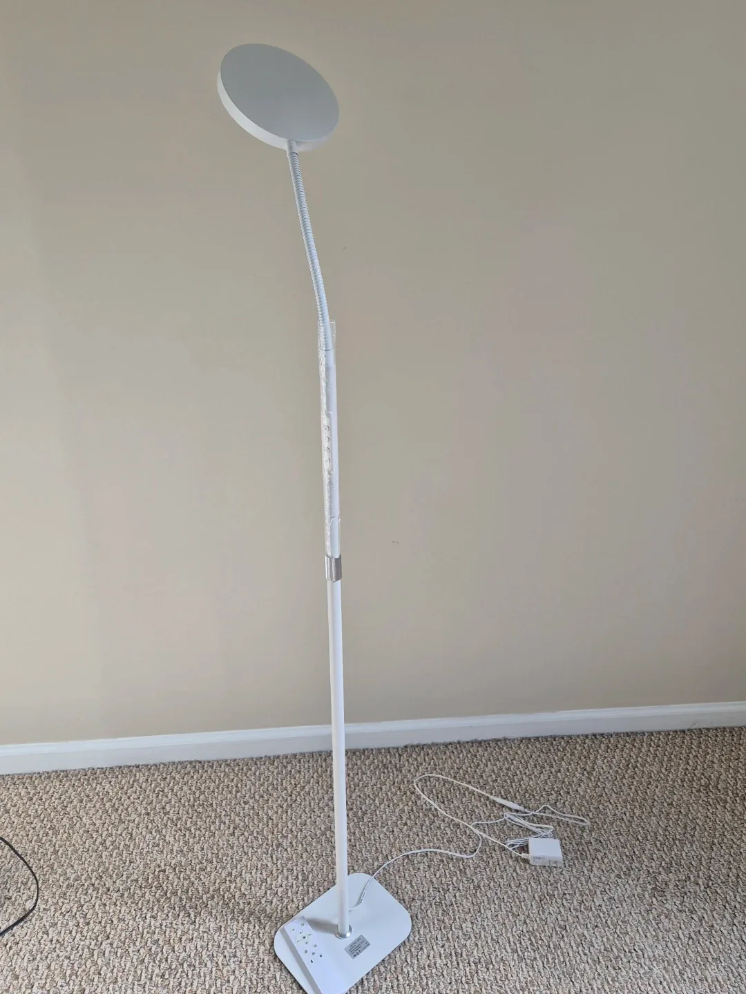 Modern LED Floor Lamp - Remote & Adjustable Light - photo 2