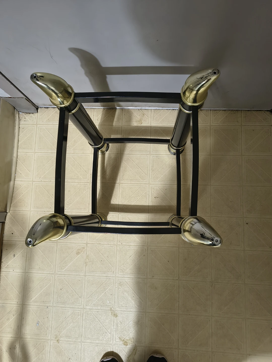 Black and Gold Table Base - photo 2