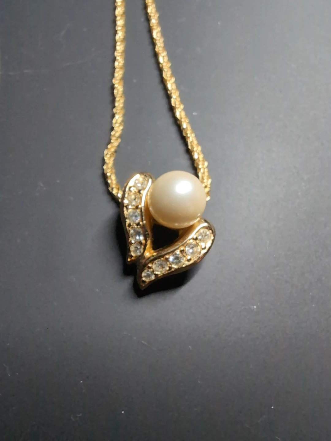 Christian dior necklace