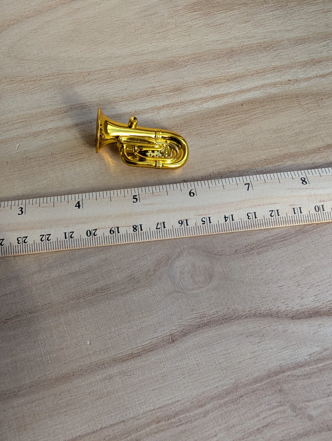 Gold miniature tuba decoration - photo 2