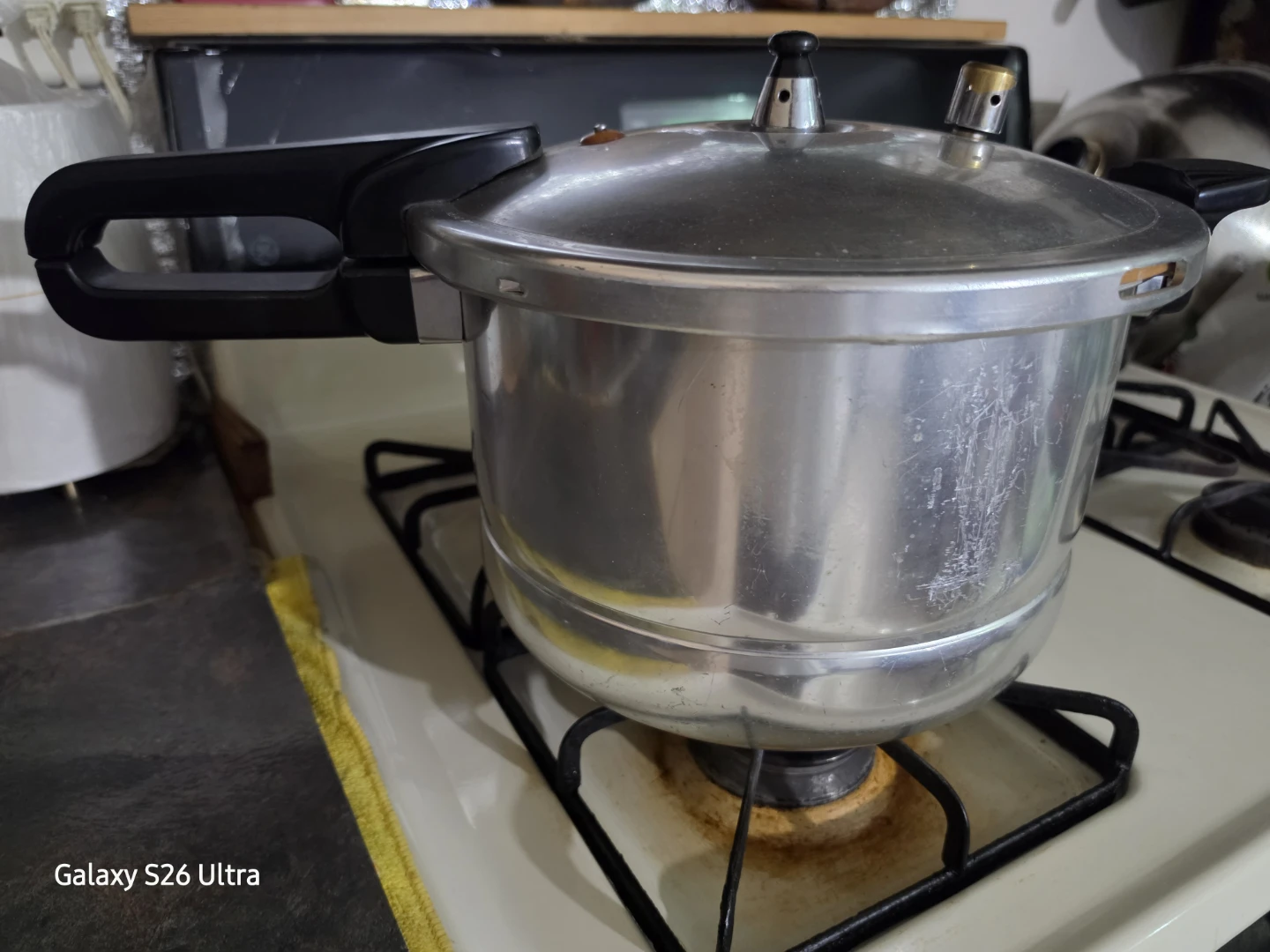Chef 8QT Aluminum Stove Top Pressure Cooker - photo 3