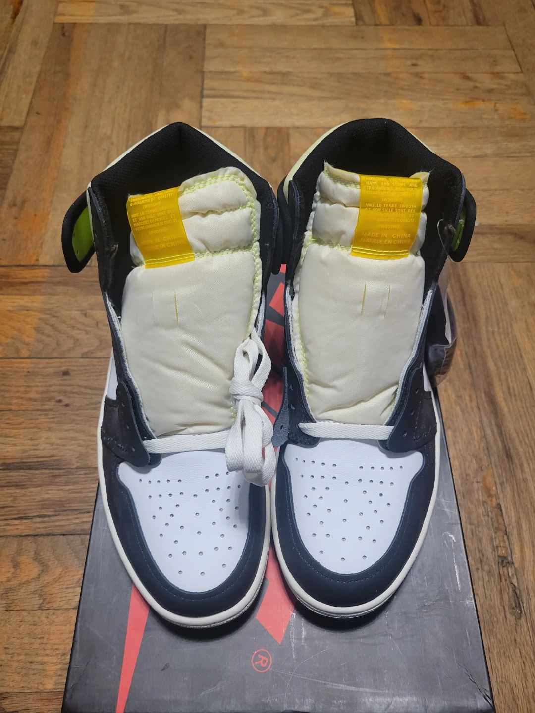 Air Jordan 1 Mid SE Men's Shoes Size 10 - photo 2