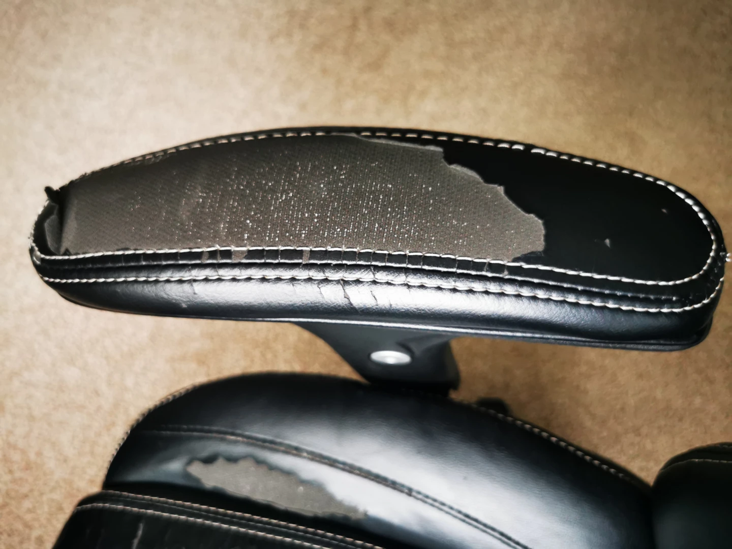 Black Office Chair - photo 4