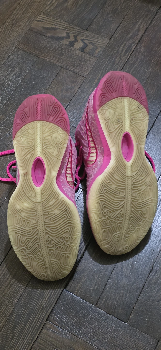 Nike LeBron James Pink Basketball Shoes Size 10.5 - photo 3