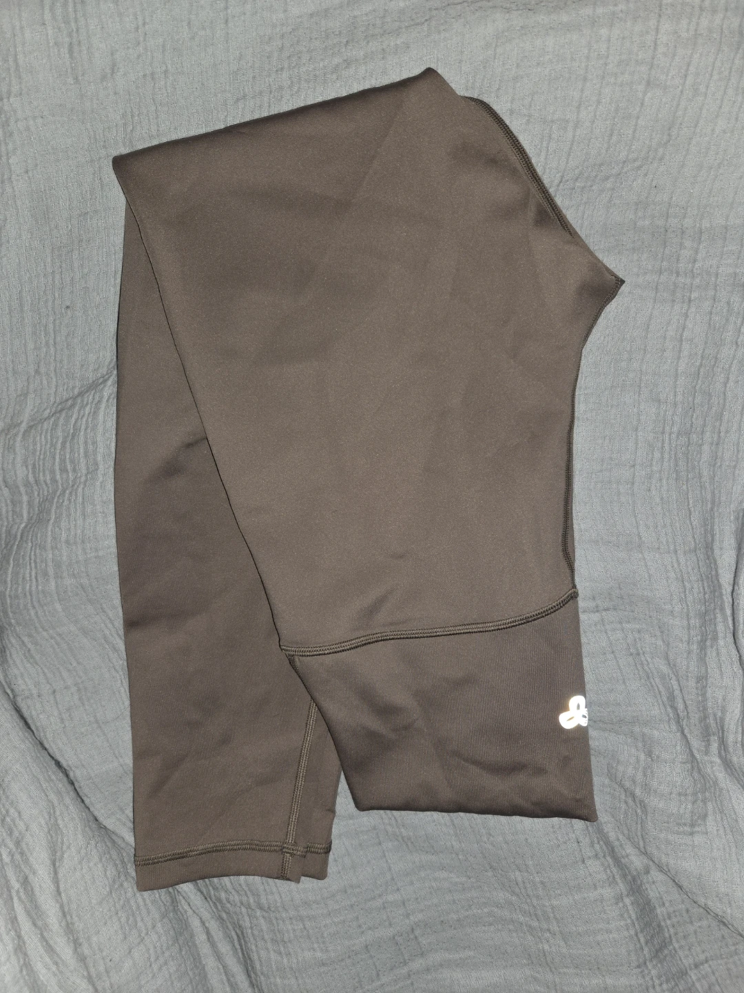 Aritzia Golden High Rise Leggings - photo 5