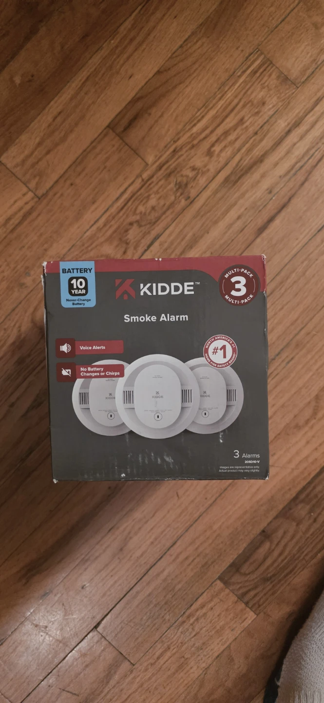 Kidde Smoke Alarm - 3 Pack, Battery Powered, Voice Alerts