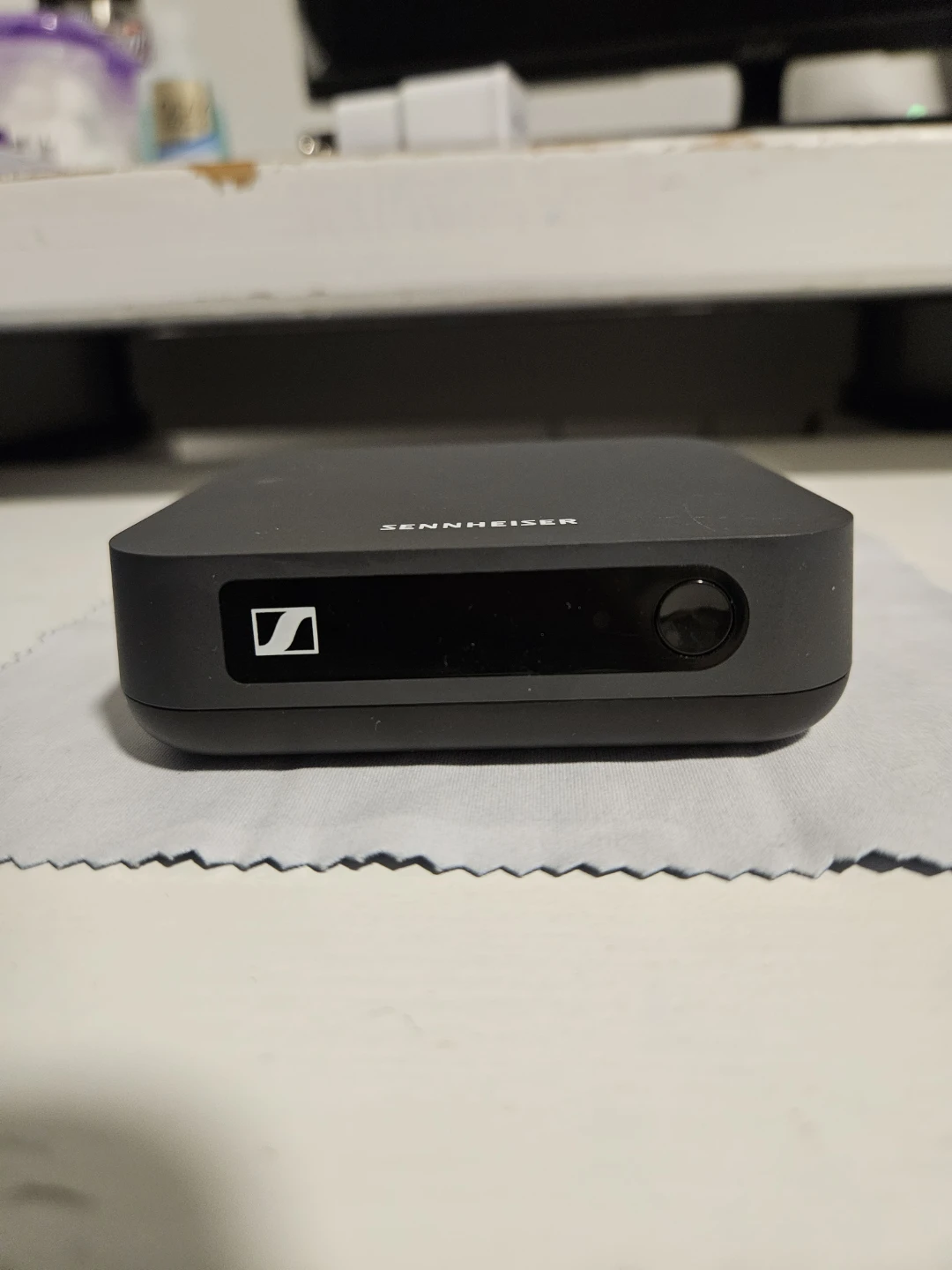 Sennheiser BT T100 Bluetooth audio transmitter - photo 3