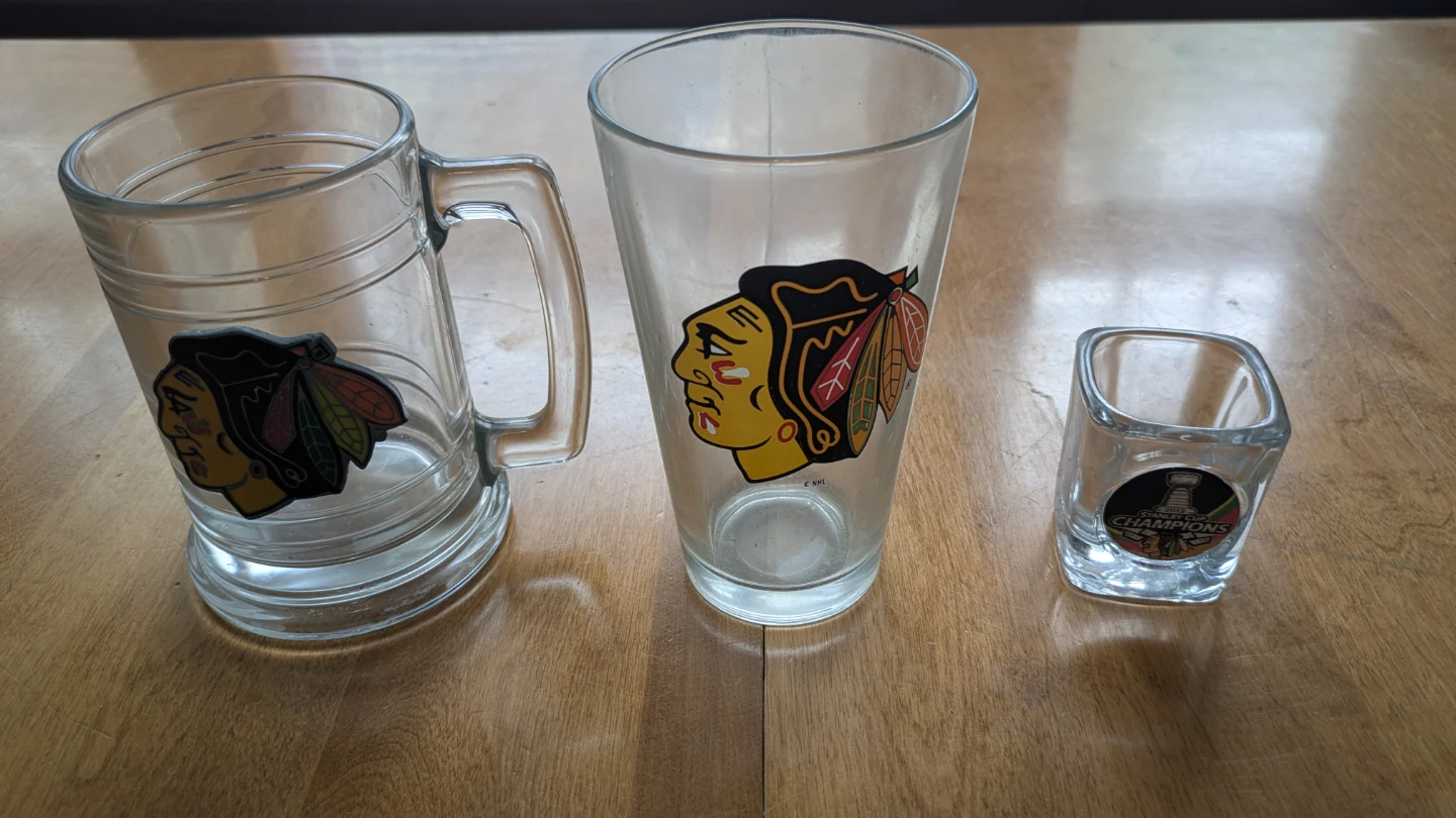 Chicago Blackhawks fan Glassware Set