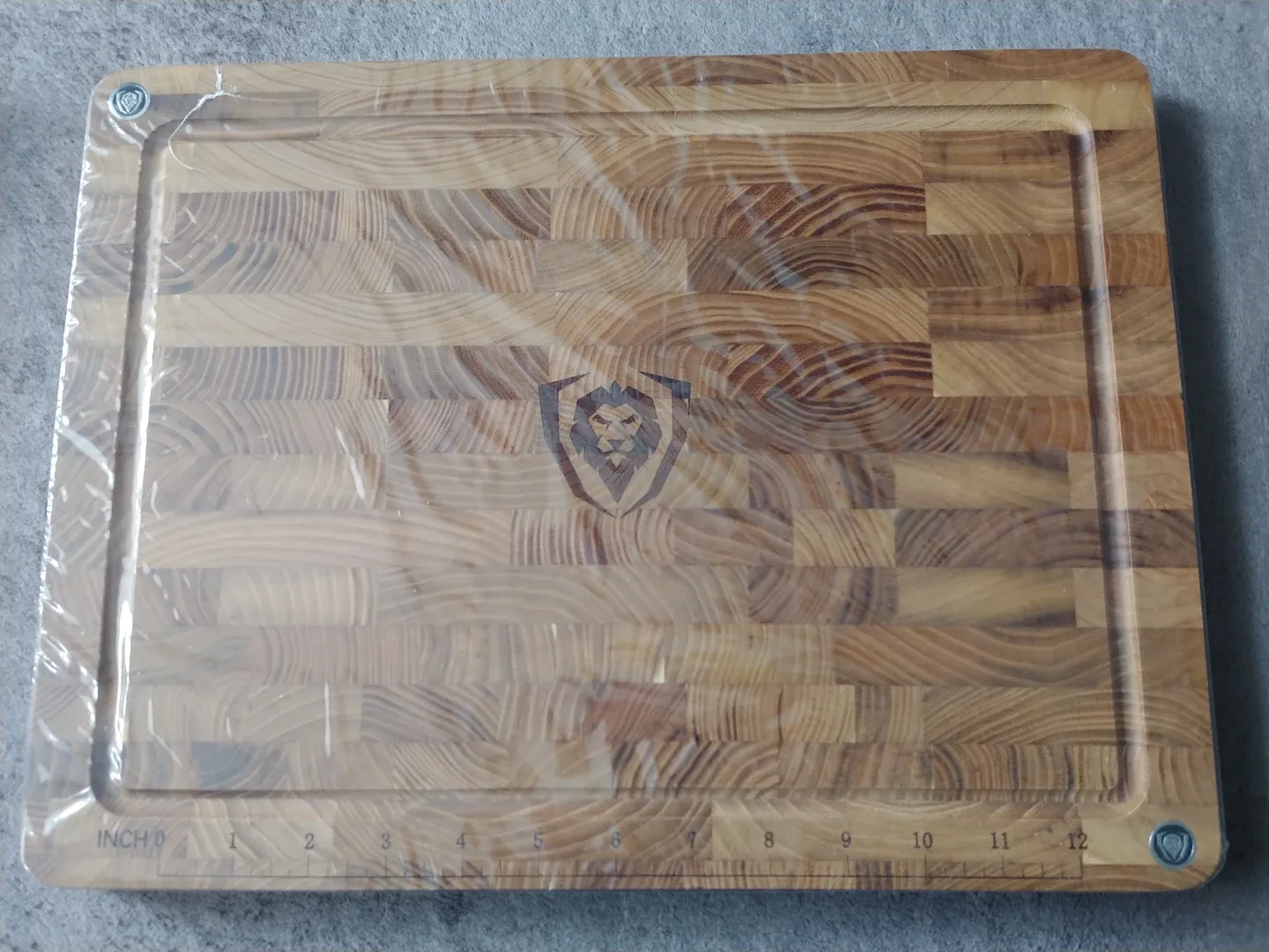 Dalstrong Medium Teak Cutting Board - 15 x 12 inches