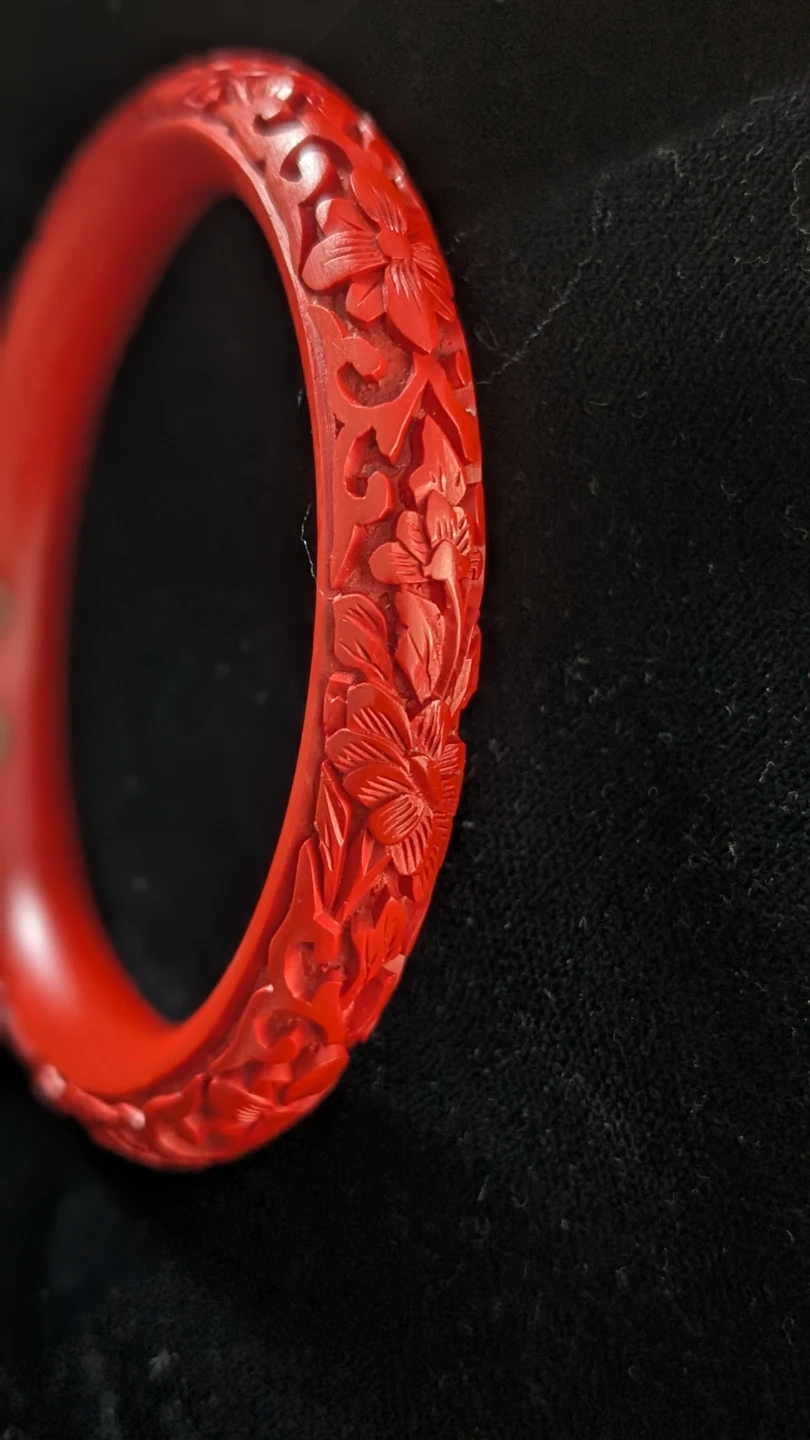 Red Carved Cinnabar Floral Bangle Bracelet - photo 2
