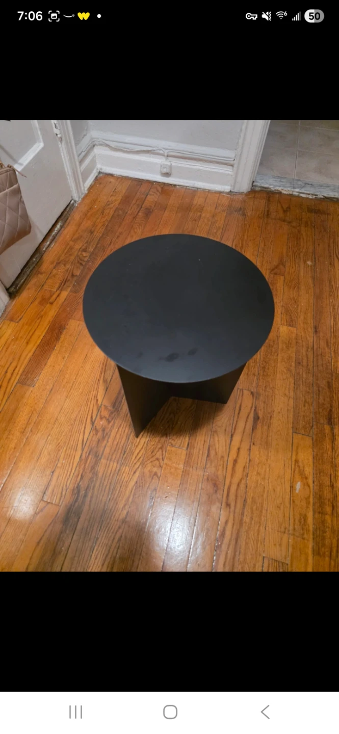 Black Round Accent Table - photo 2