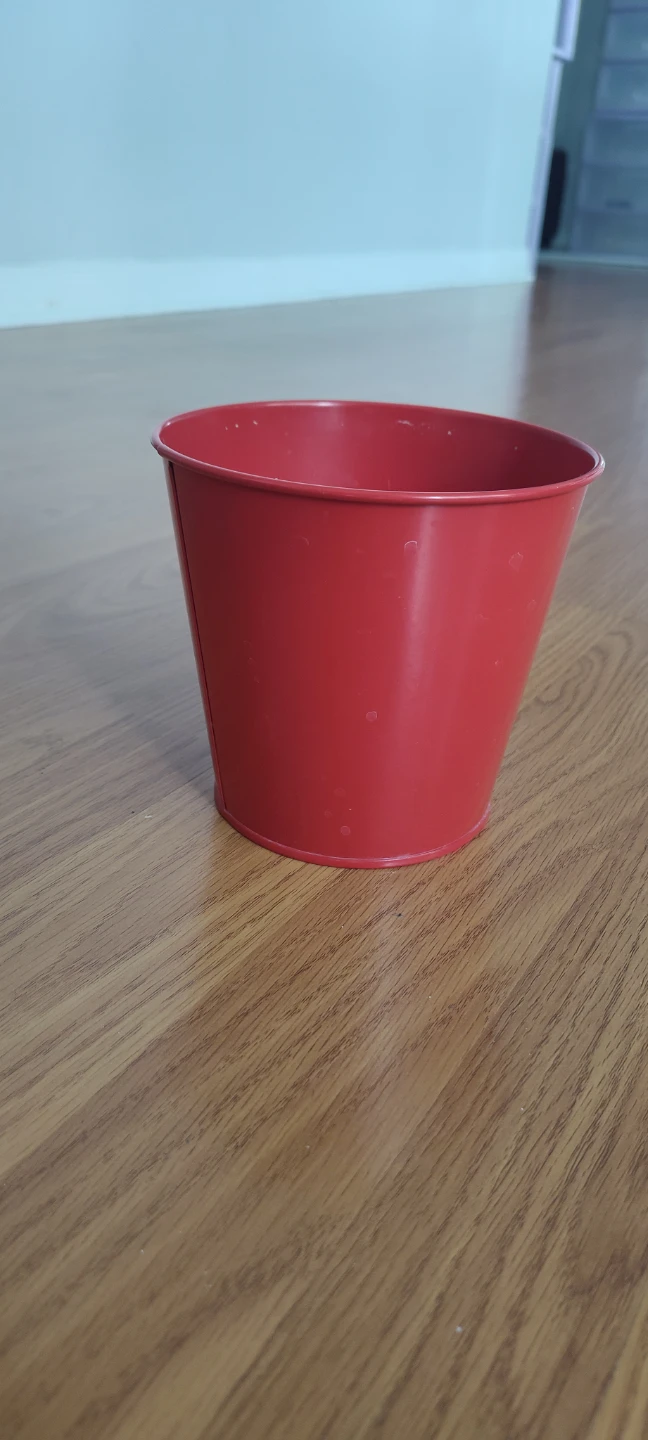 Red Metal Pot - photo 2