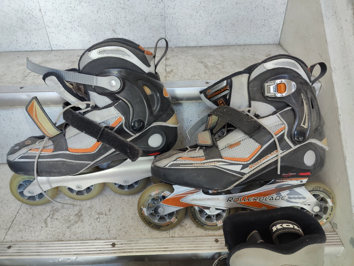 Rollerblade Inline Skates Size 9 US