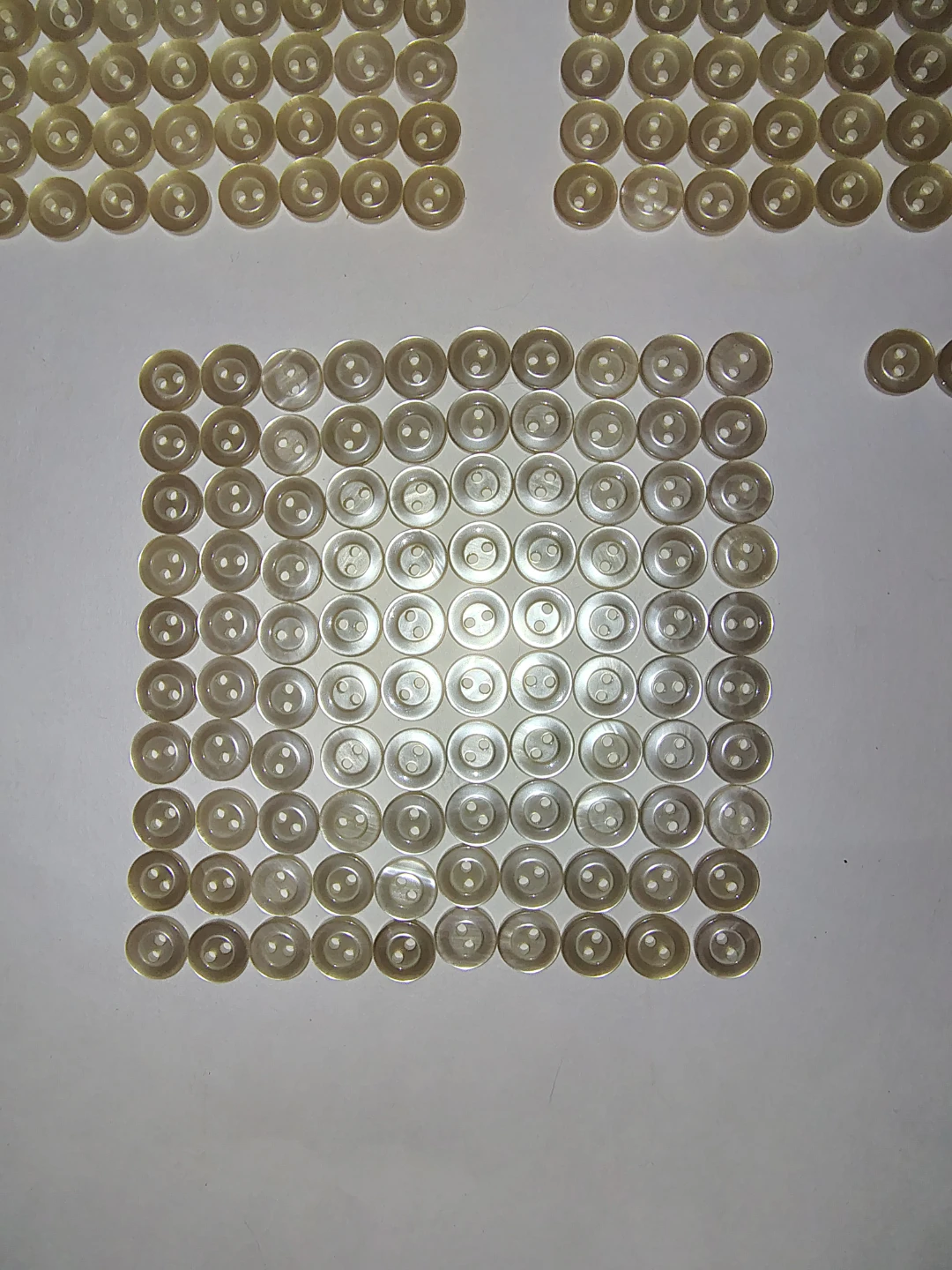 Set of 305 Pearly White Buttons - photo 2