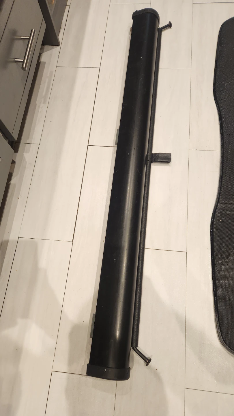 Black Cargo Cover and Pet Barrier for Porsxhe Cayenne - photo 2