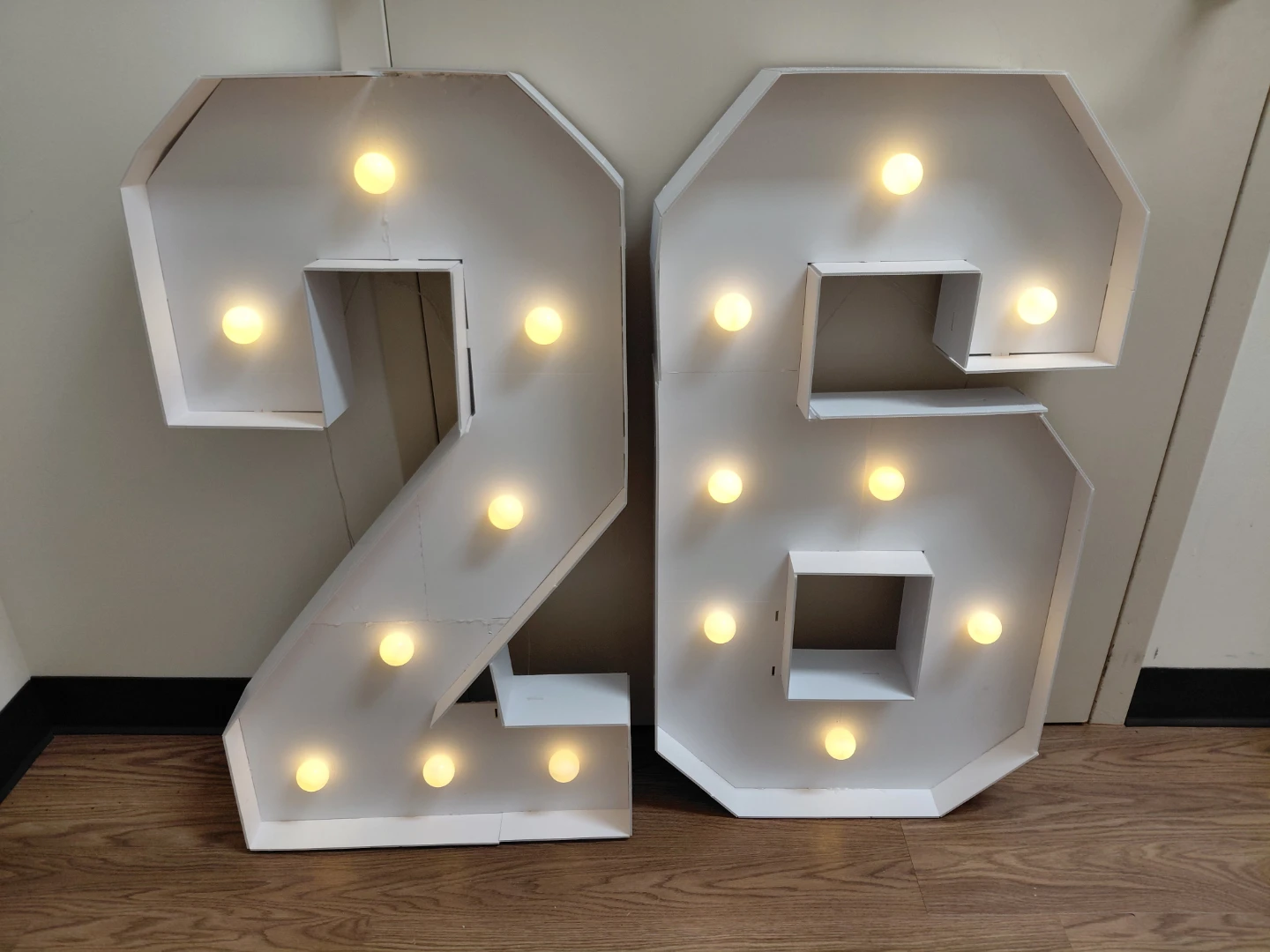 Light Up "26" Marquee Numbers