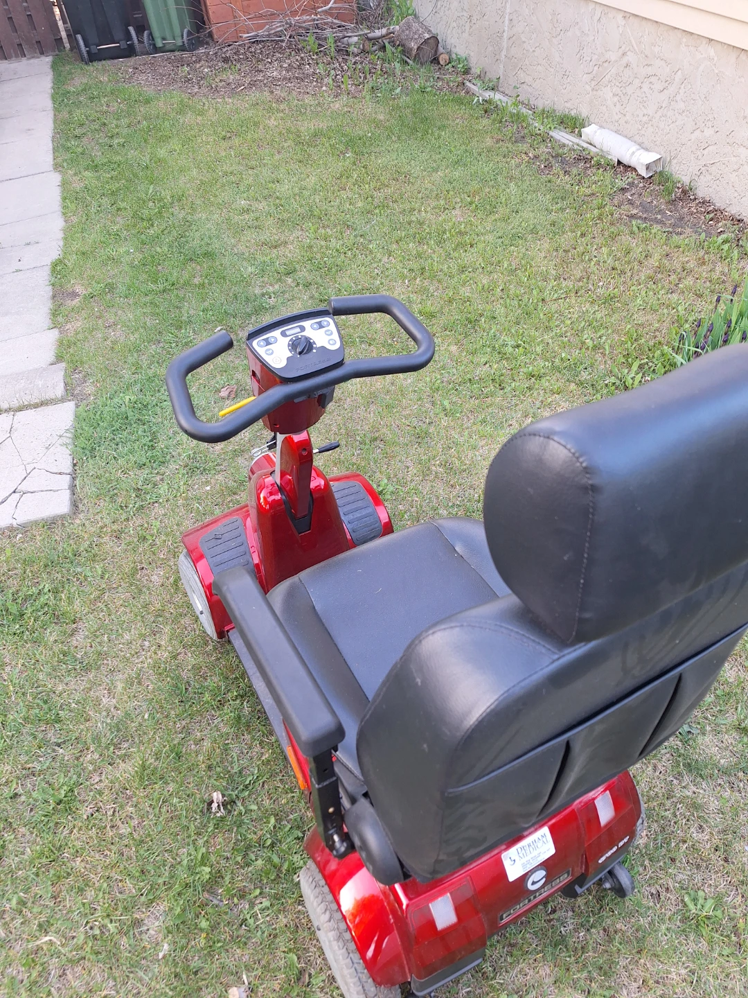 Fortress Scooter for parts/repair - photo 3