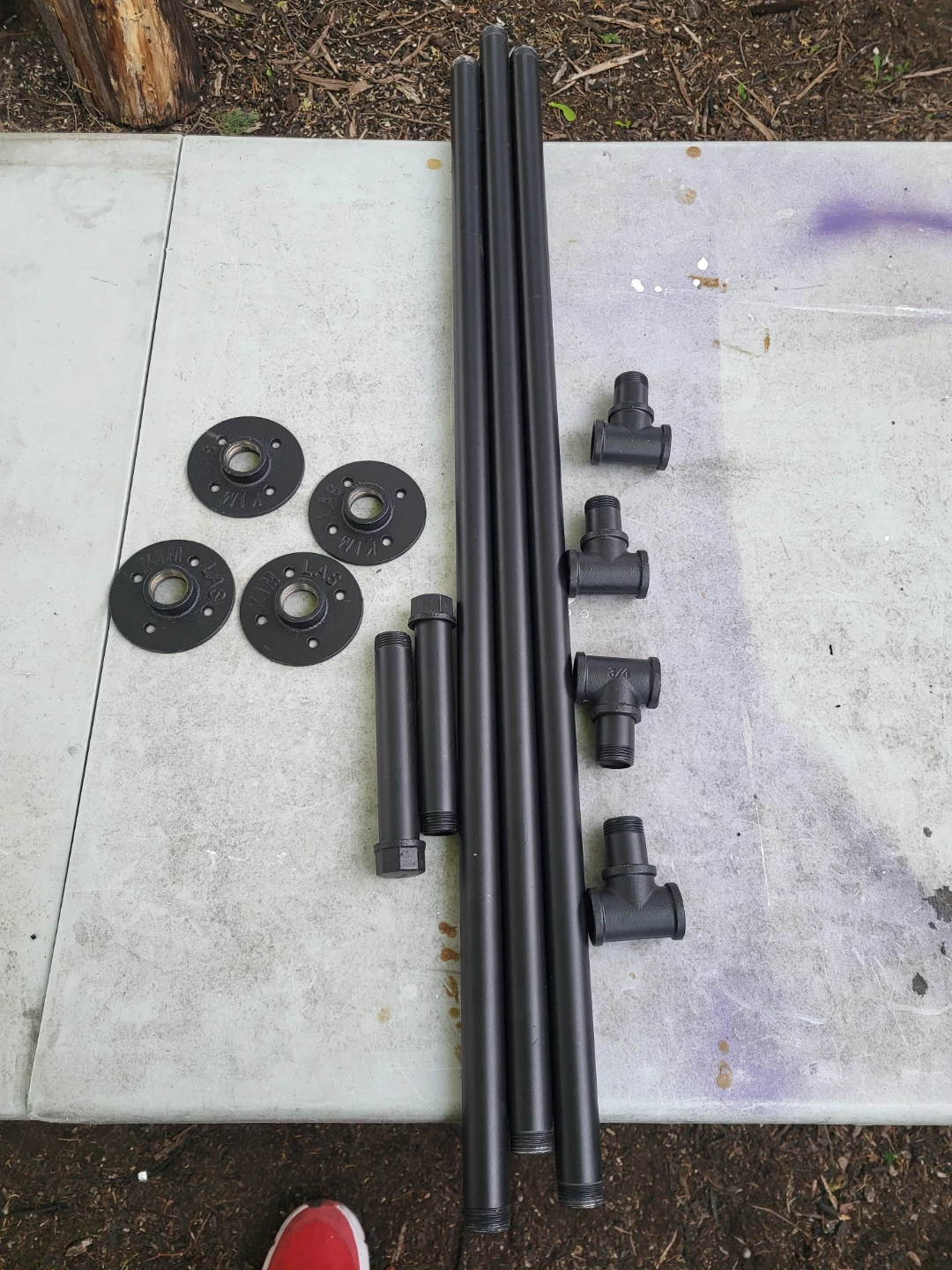Black Metal Pipe railing
