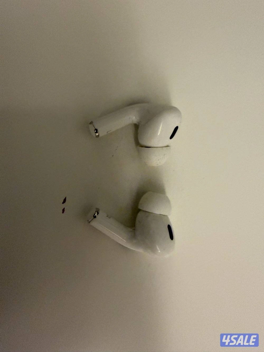 Apple AirPods Pro (2nd Gen) earbuds onlh - photo 4