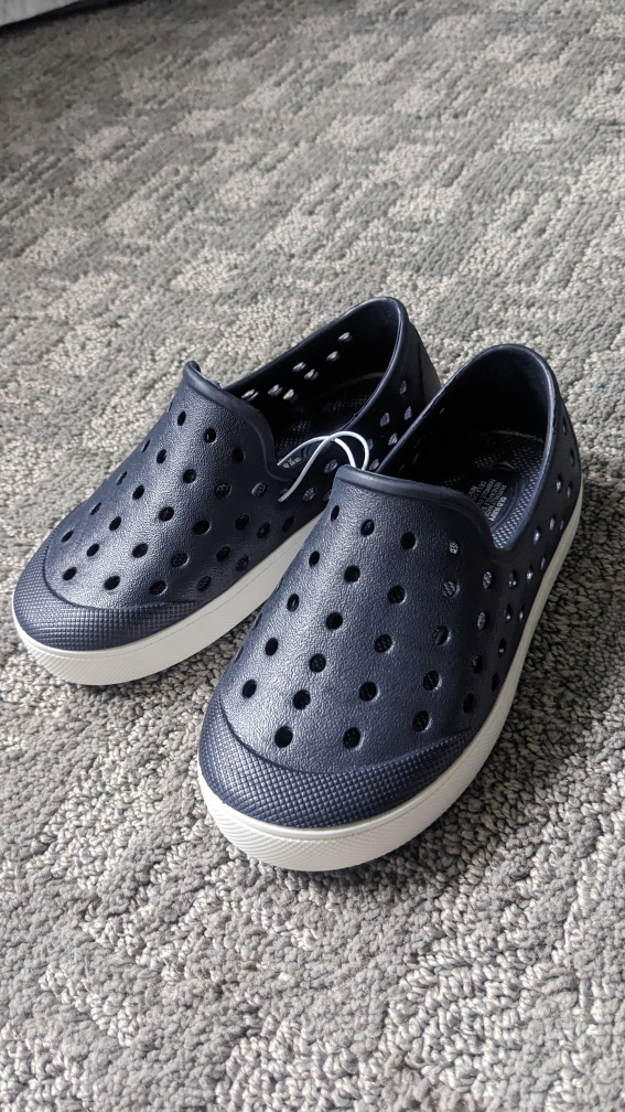 Old Navy dark blue slip-on water shoes