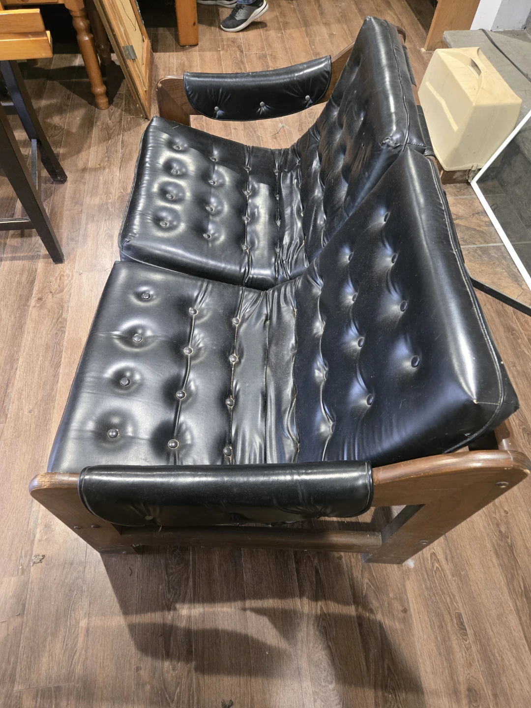 Vintage Tufted Faux Leather Loveseat - photo 3