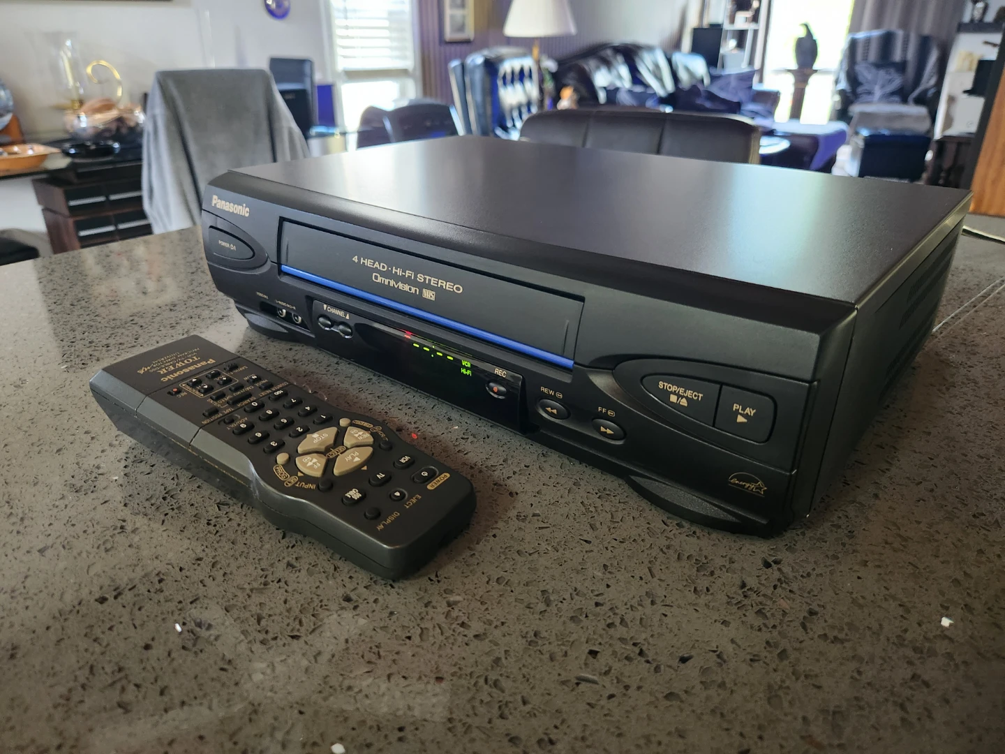 Panasonic Omnivision VCR - photo 3