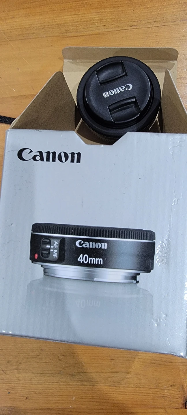 Canon EF 40mm f/2.8 STM Lens - photo 2