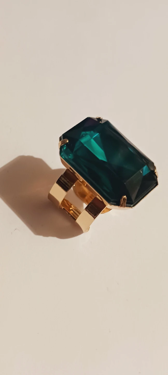 Gold Tone Statement Ring with Large Green Stone Cabochon - photo 4