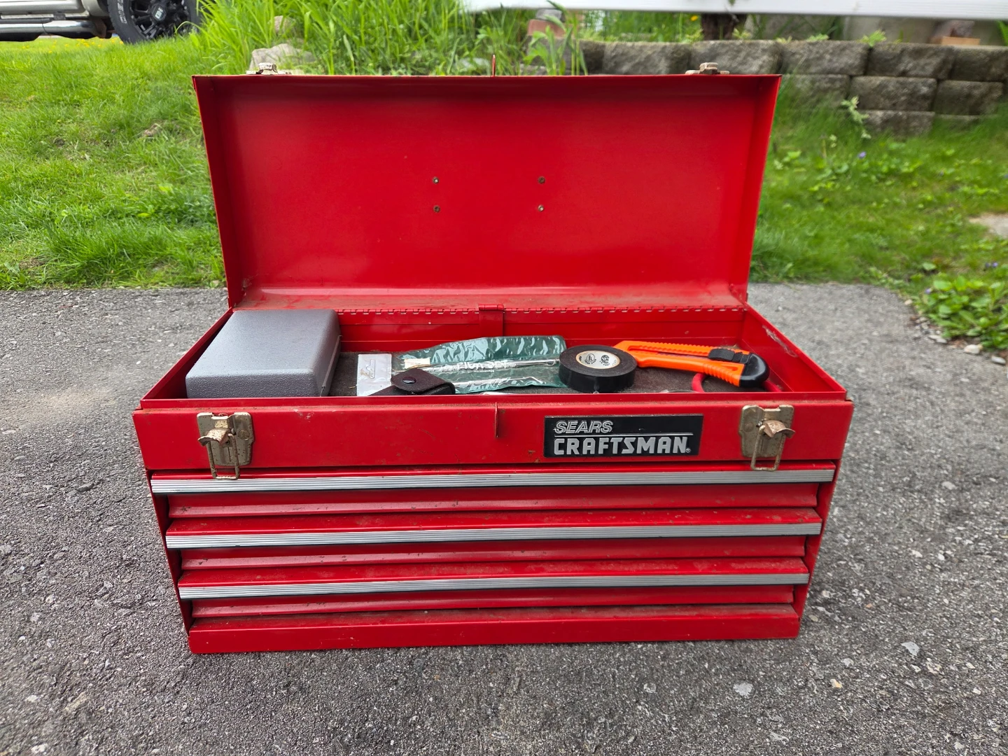 Craftsman 3 drawer tool box - photo 2