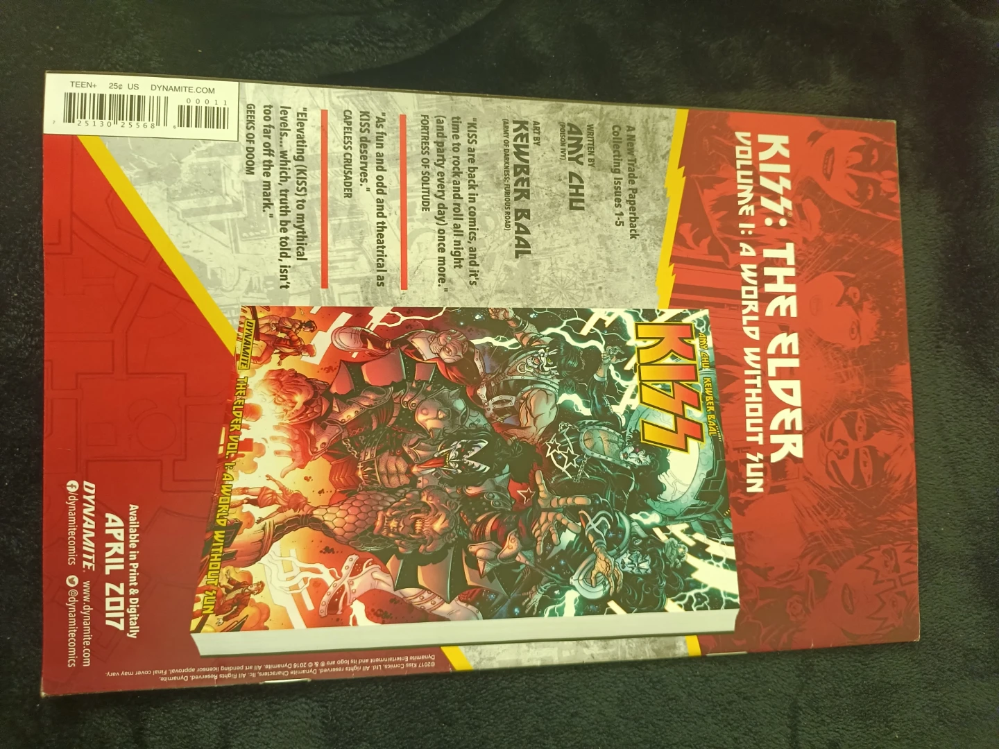 Vampirella #0 Introductory Priced Comic Book - photo 2